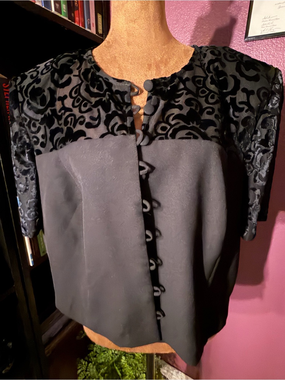 Vintage button up Black Short Sleeve Velvet burnout- shoulder pads!